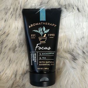 Bath and Body Works Aromatherapy Focus Smoothing Body Scrub 9.5oz